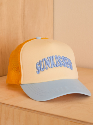 Sunkissed Trucker Hat - ARULA - 