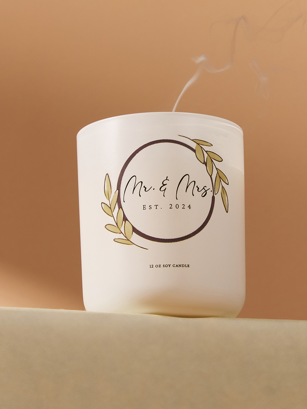 Mr. & Mrs. 2024 Candle Detail 3 - ARULA