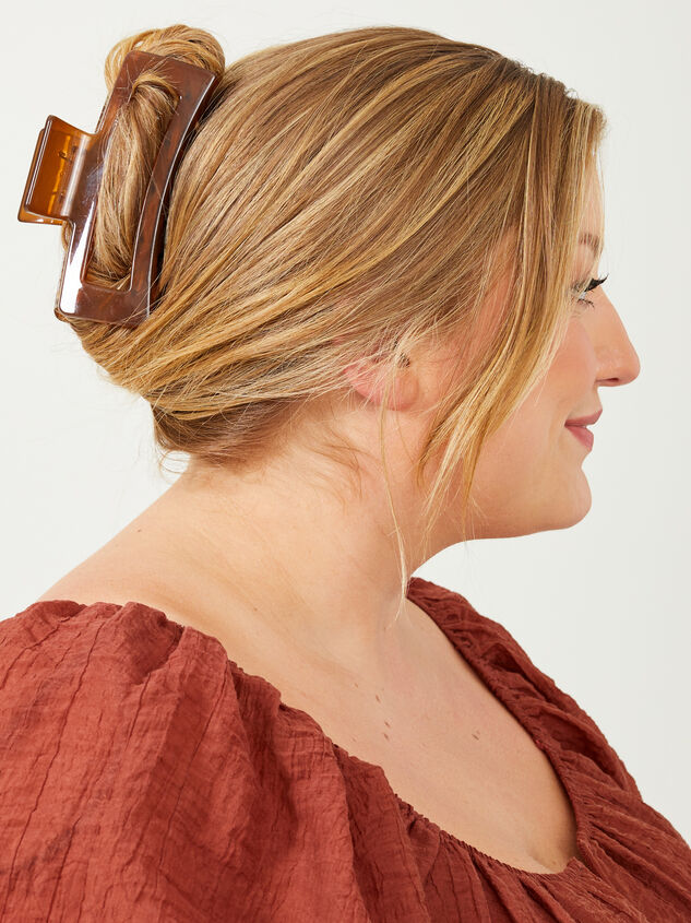 Emily Box Claw Clip - Brown Detail 3 - ARULA