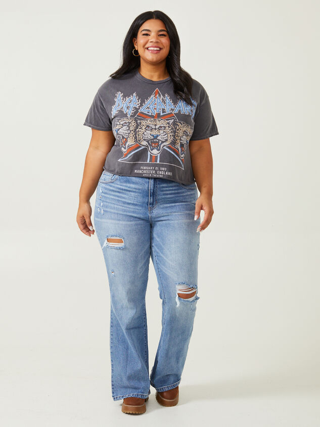 Def Leppard Graphic Tee Detail 5 - ARULA