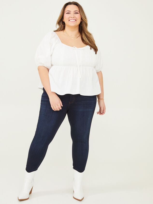 Fletcher Top Detail 1 - ARULA