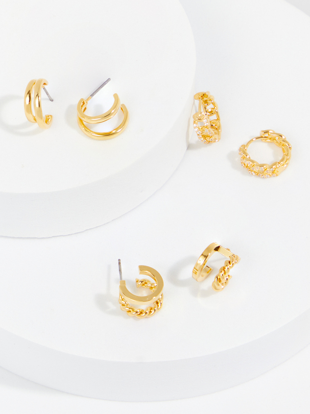 18k Gold Huggie Hoop Earring Set Detail 1 - ARULA