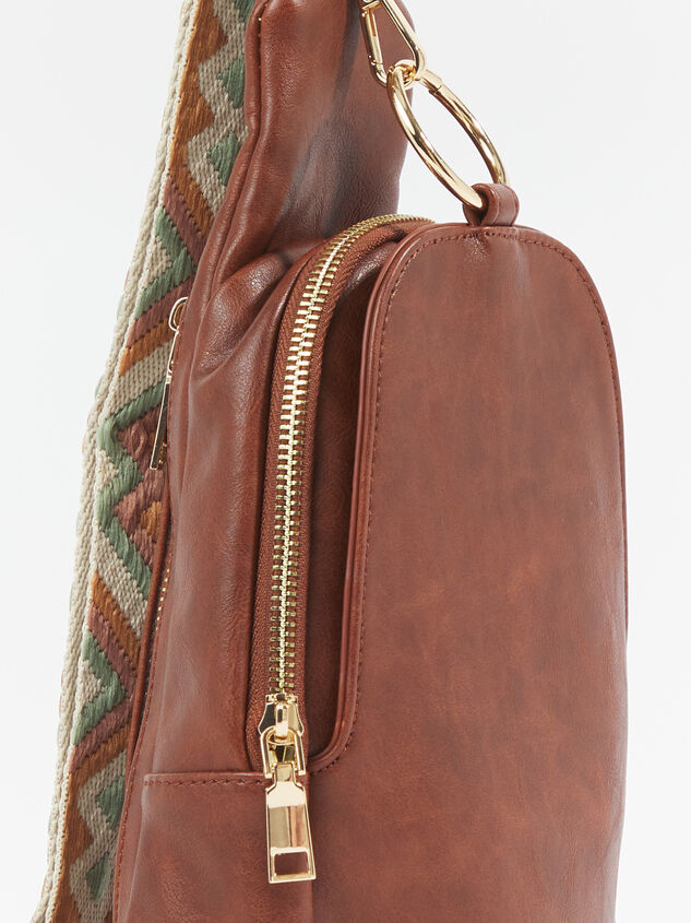 Vana Sling Bag Detail 4 - ARULA