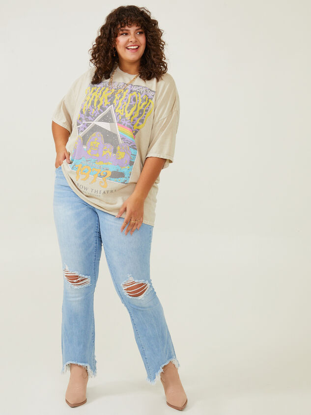 Pink Floyd Oversized Tee Detail 1 - ARULA