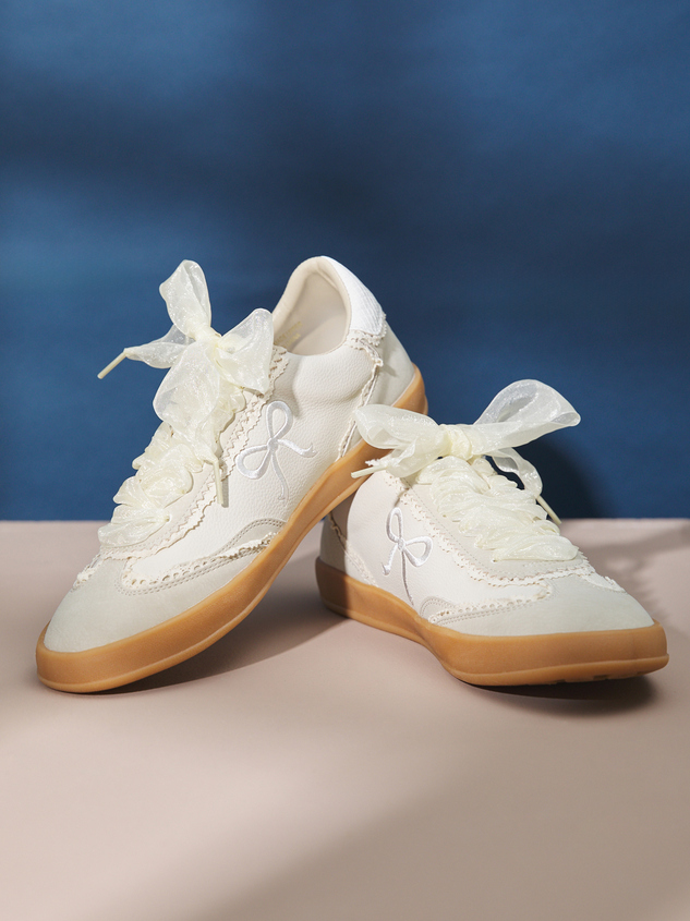 Julie Bow Lace Sneakers Detail 3 - ARULA