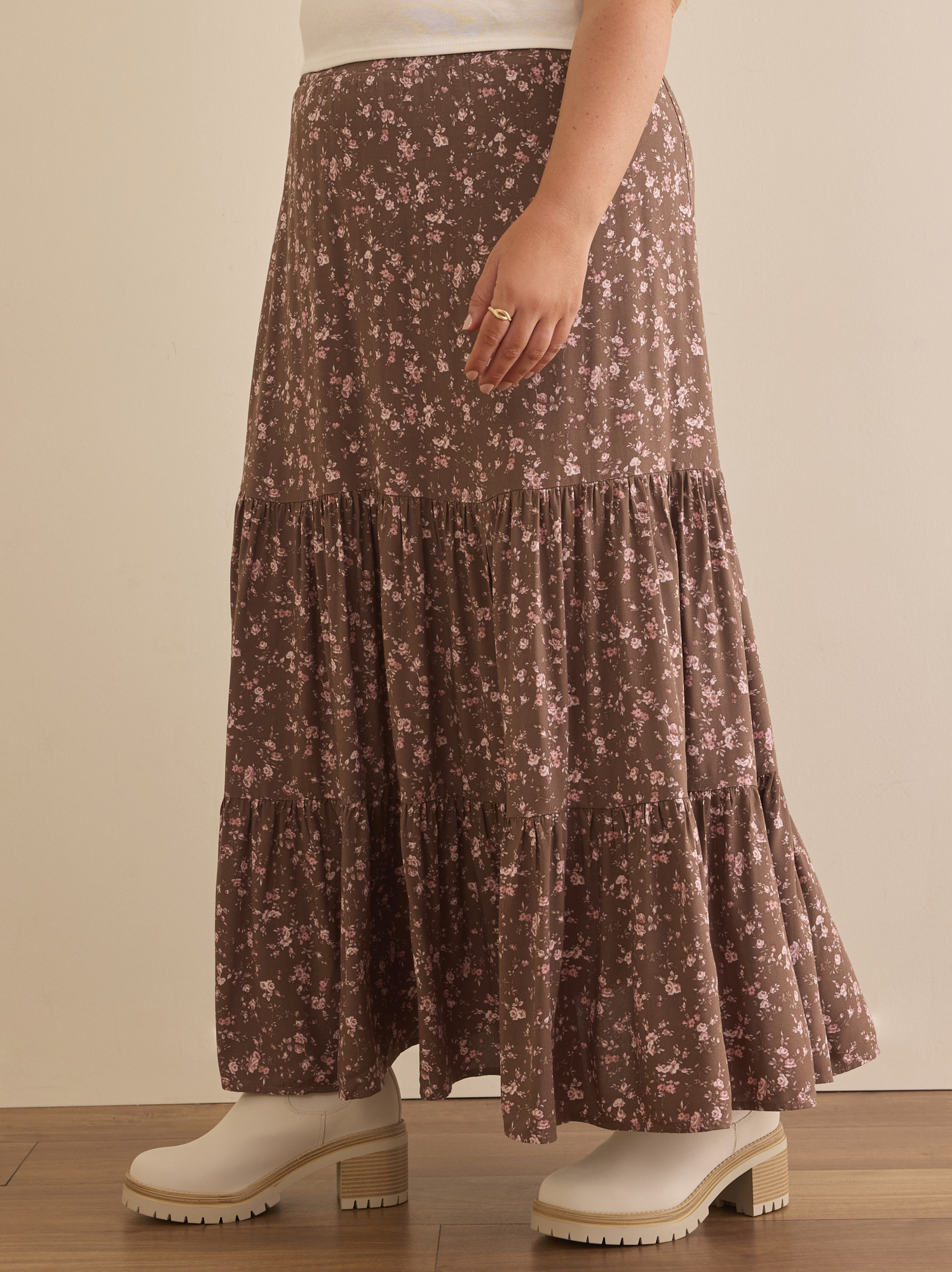Kaylee Floral Maxi Skirt in Brown Floral Arula