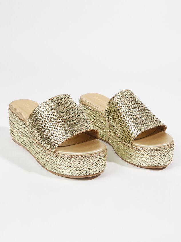 Peony Wide Width Wedges Detail 5 - ARULA