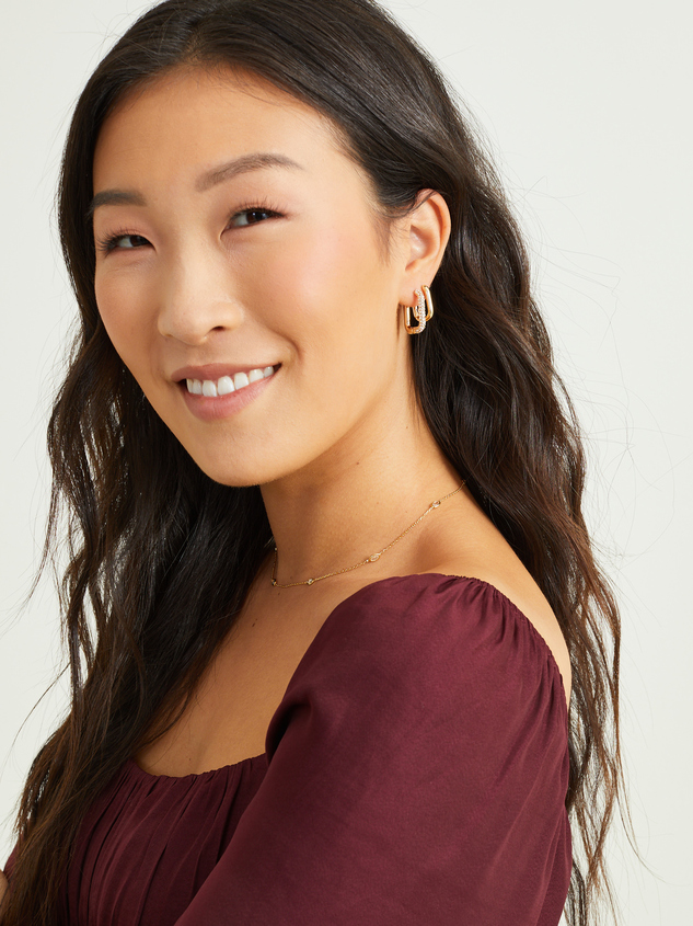 Oval Hoop Earring Set Detail 3 - ARULA