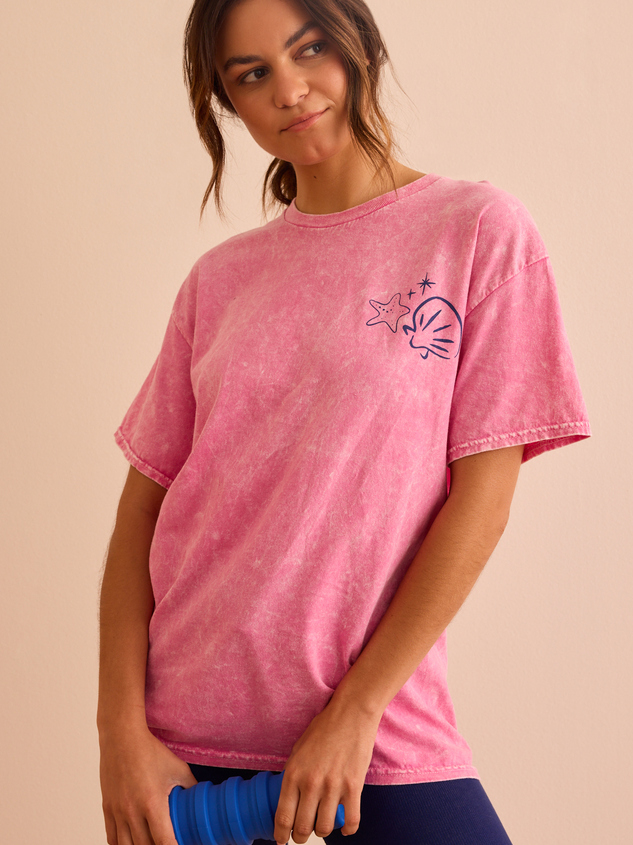 Meet Me At The Beach Graphic Tee Detail 4 - ARULA