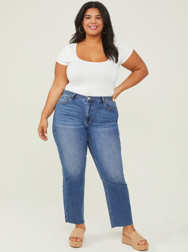 Emily Straight Leg Jeans Detail 1 - ARULA