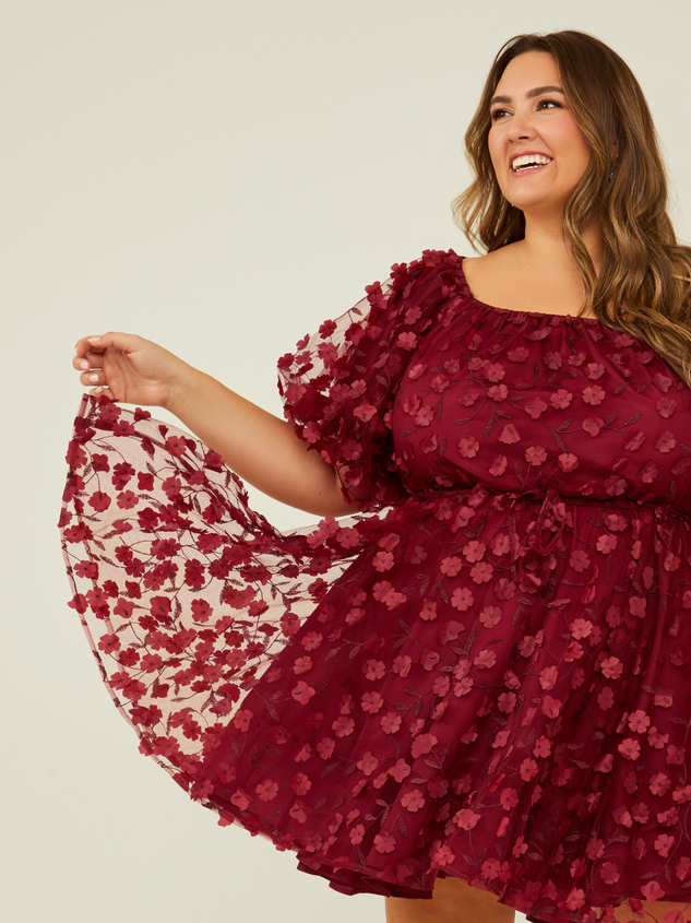 Applique Soleil Dress Detail 2 - ARULA