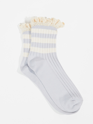 Varsity Lace Ankle Socks - ARULA