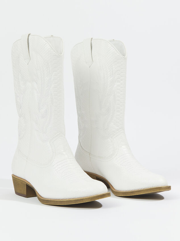 Gaucho Wide Width & Calf Boots Detail 1 - ARULA