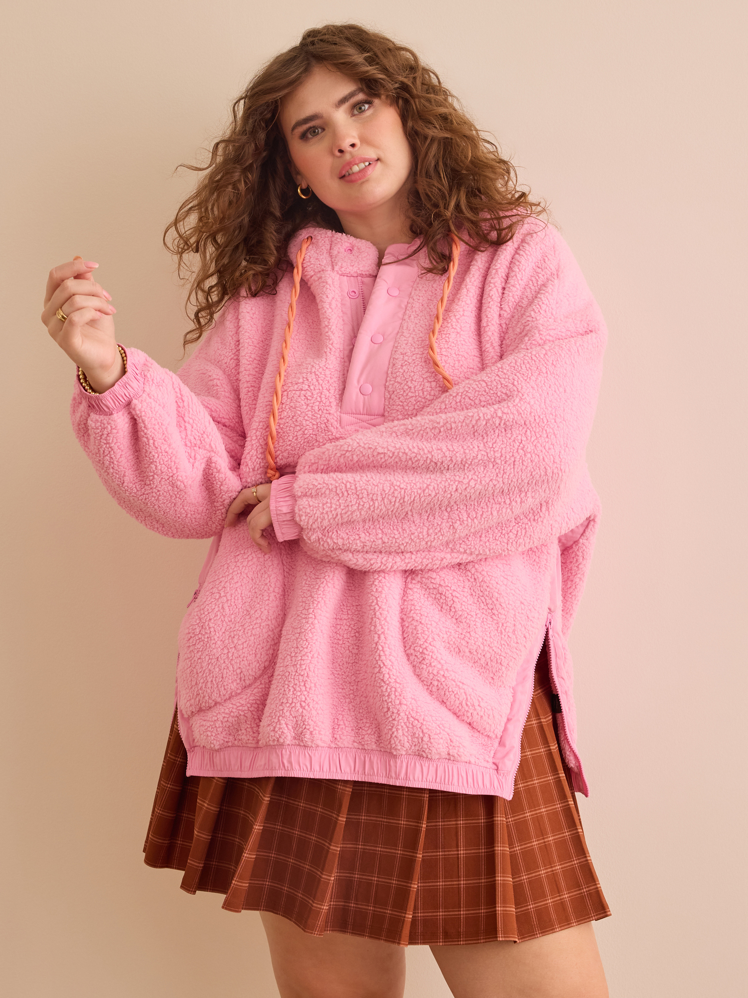 Pink pullover sherpa deals
