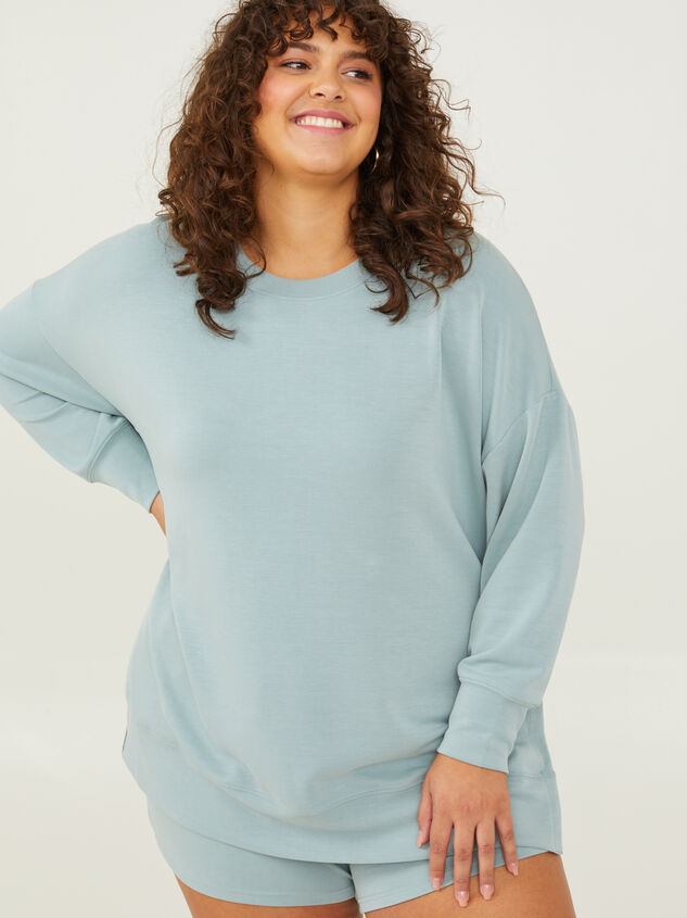 Dreamluxe Everyday Pullover Detail 1 - ARULA