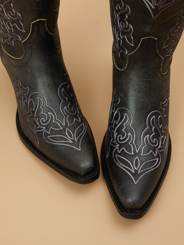 Flirty N' Fun Boots By Dingo Detail 2 - ARULA