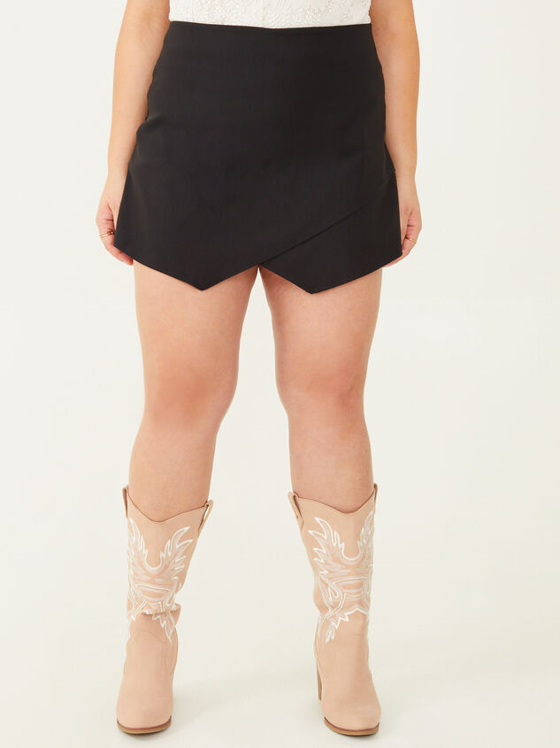 Jamie Skort Detail 2 - ARULA