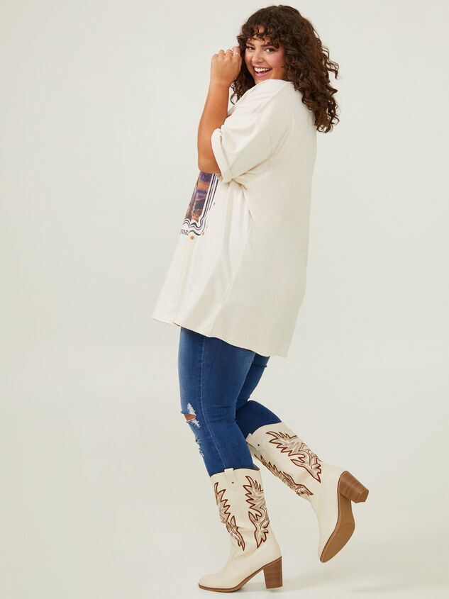 Joshua Tree Oversized Tee Detail 2 - ARULA