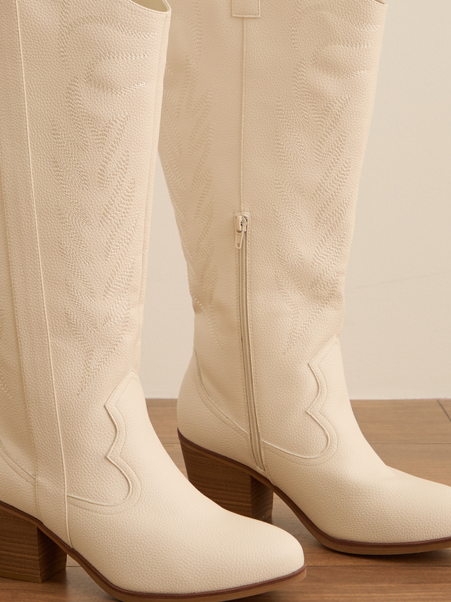 Sierra Wide Width & Calf Boots Detail 4 - ARULA