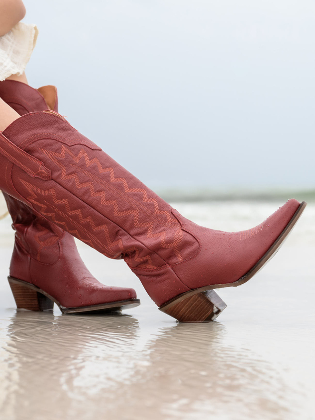 Red dingo boots sale
