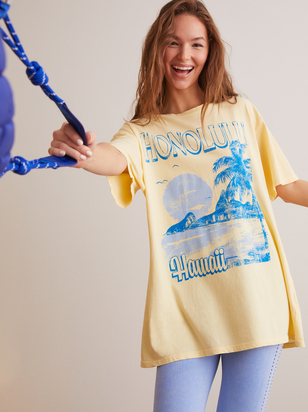 Honolulu Oversized Graphic Tee - ARULA