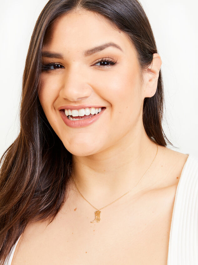 18k Gold Cowgirl Boot Necklace Detail 3 - ARULA