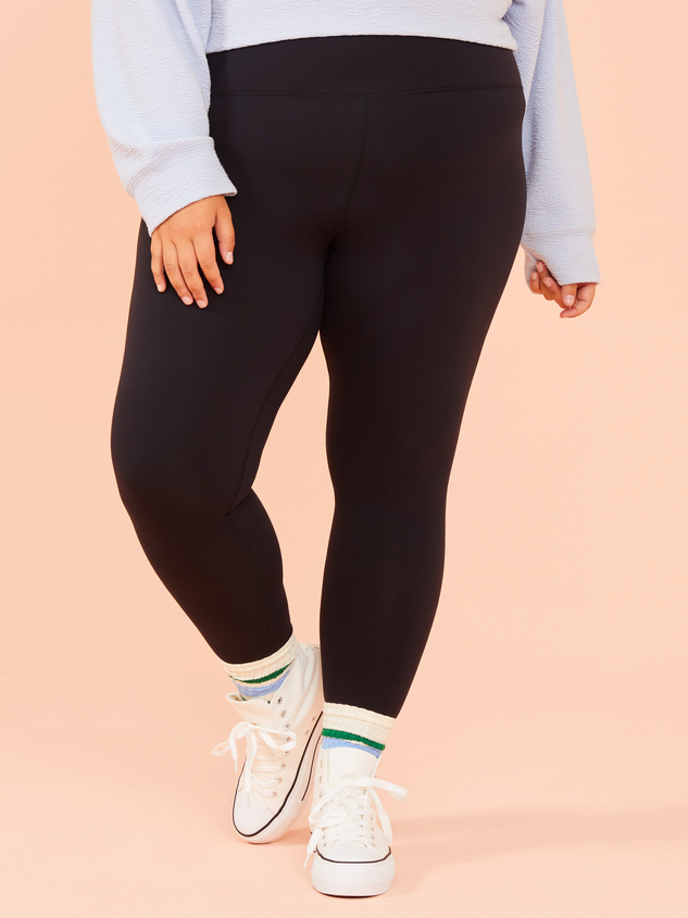 Lively Leggings Detail 3 - ARULA