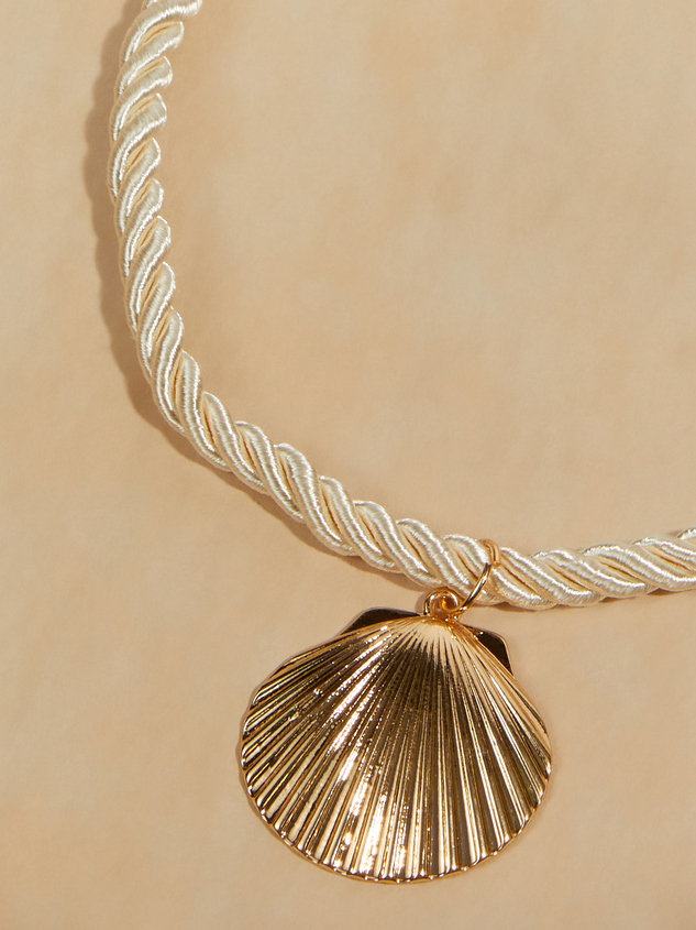 Shell Charm Rope Necklace Detail 2 - ARULA