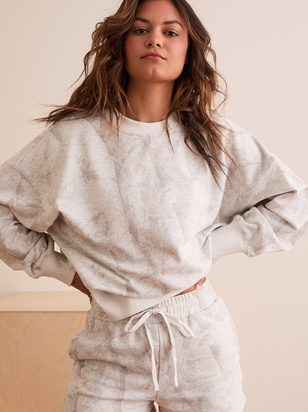 Backwoods Camo Sweatshirt - ARULA