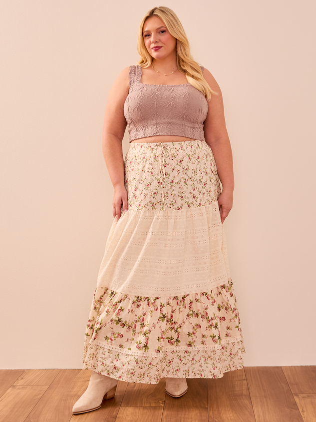 Blaire Seamless Floral Cami Detail 2 - ARULA
