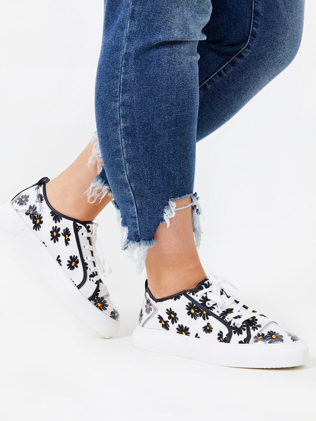 Bravo Daisy Sneakers By Matisse Detail 6 - ARULA