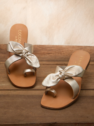 Vaughn Sandals By Matisse - ARULA - 