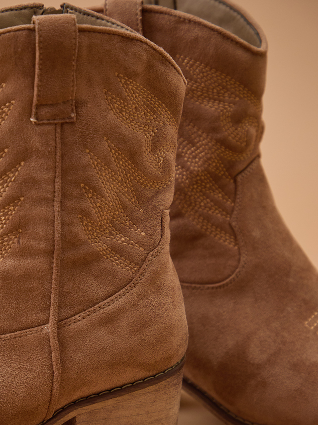 Remy Mini Western Boots Detail 4 - ARULA