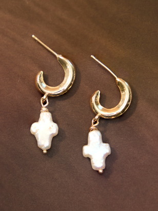 18K Gold Mother of Pearl Cross Mini Hoops - ARULA - 