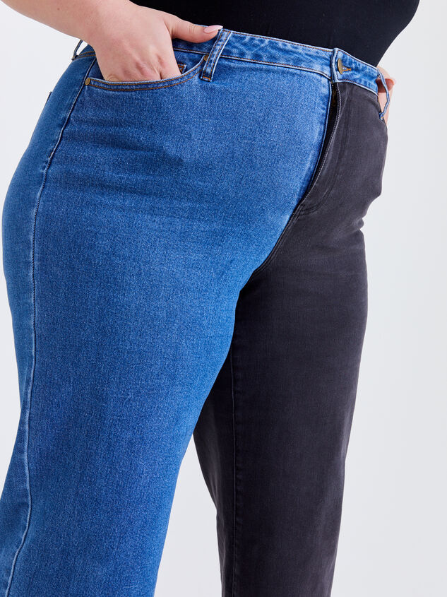 Incrediflex Day & Night Wide Leg Jeans Detail 5 - ARULA