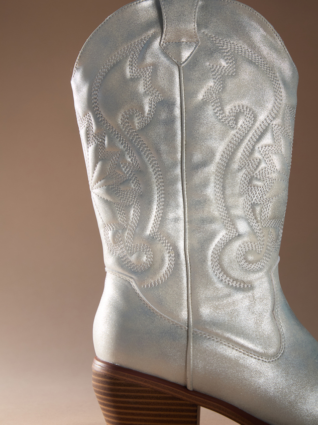 Kelsha Metallic Western Boots Detail 3 - ARULA