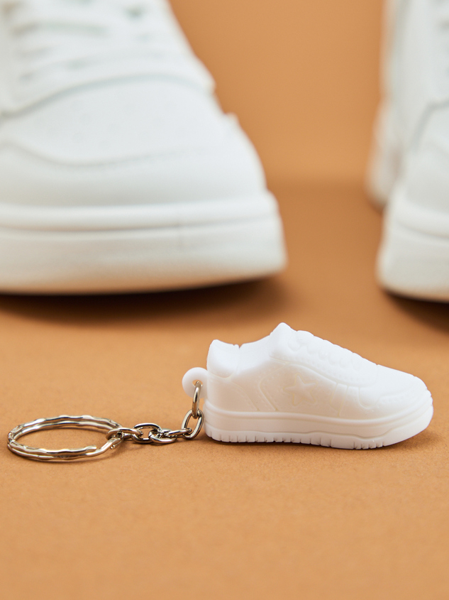 Stellar Kicks Sneakers By Vintage Havana Detail 4 - ARULA