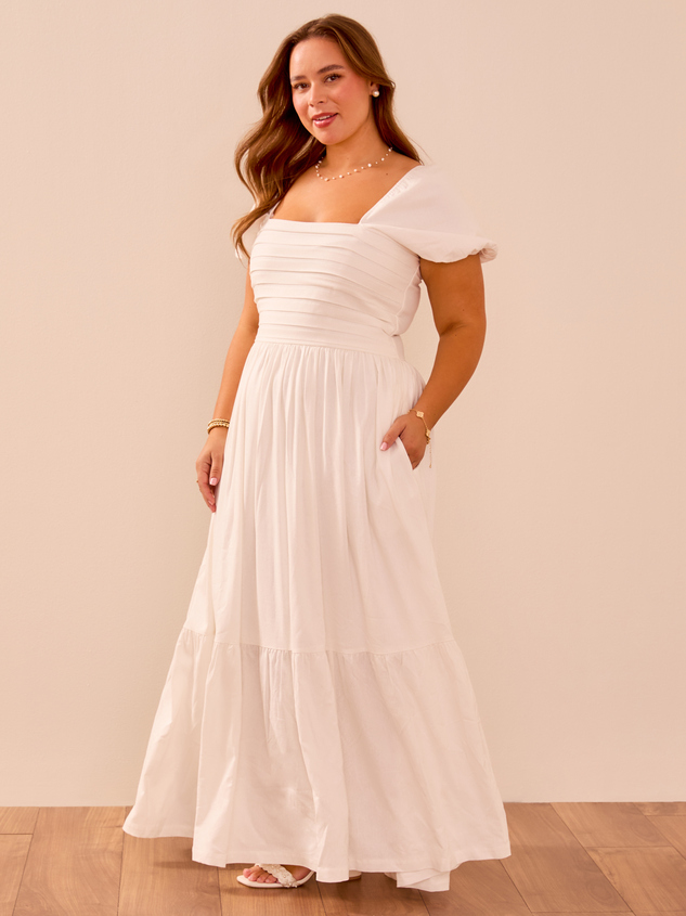 Wilow Linen Maxi Dress Detail 2 - ARULA