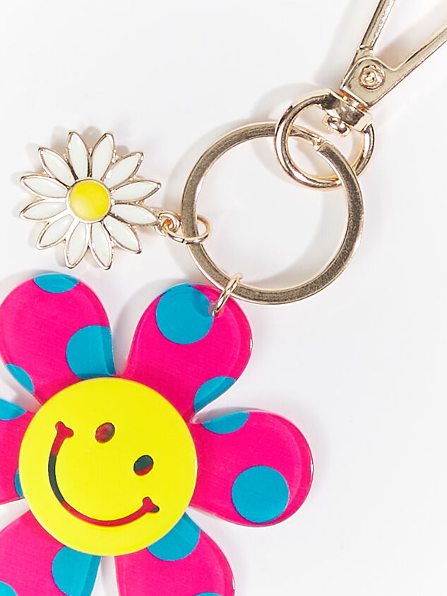Flower Smiley Keychain Detail 2 - ARULA