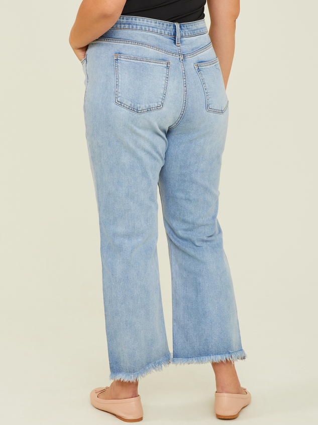 Kenna Slim Straight Jeans Detail 5 - ARULA
