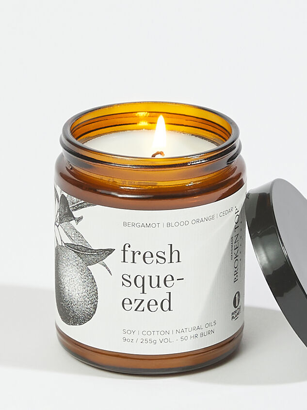 Fresh Squeezed Candle Detail 2 - ARULA