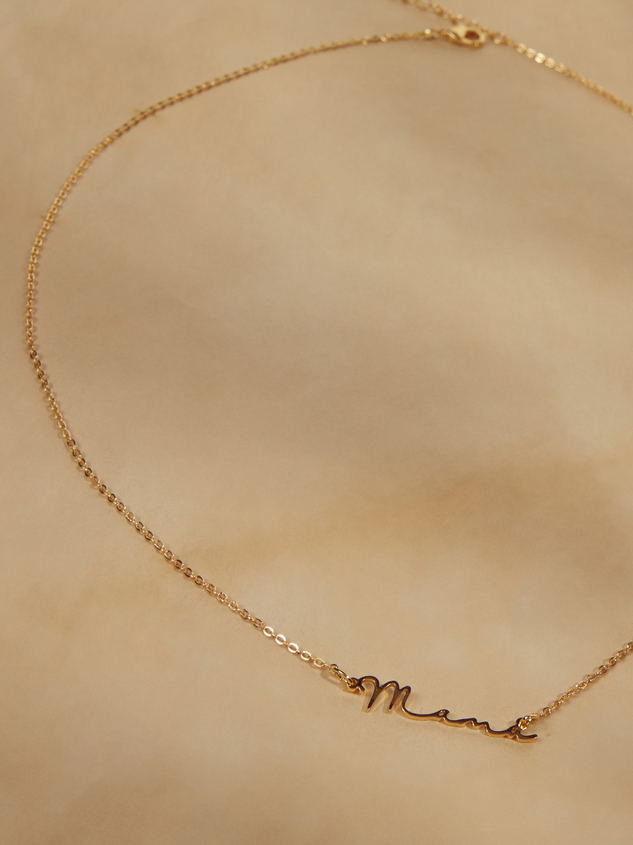 18k Mama Script Necklace Detail 2 - ARULA