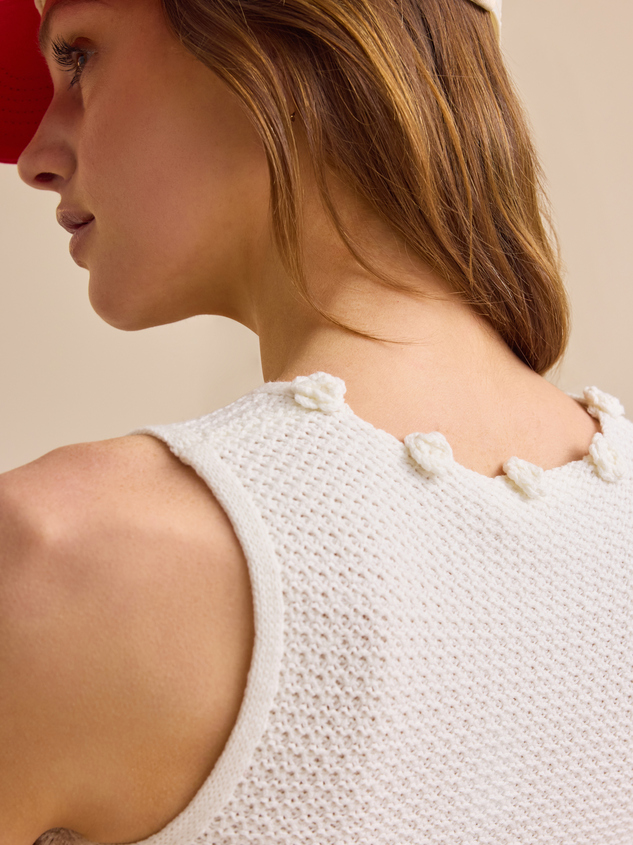 Juniper 3D Floral Crochet Vest Detail 5 - ARULA
