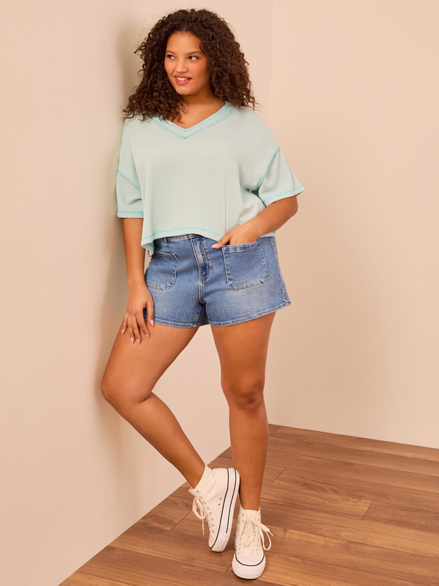 Cropped Urban Ribbed Tee Detail 2 - ARULA