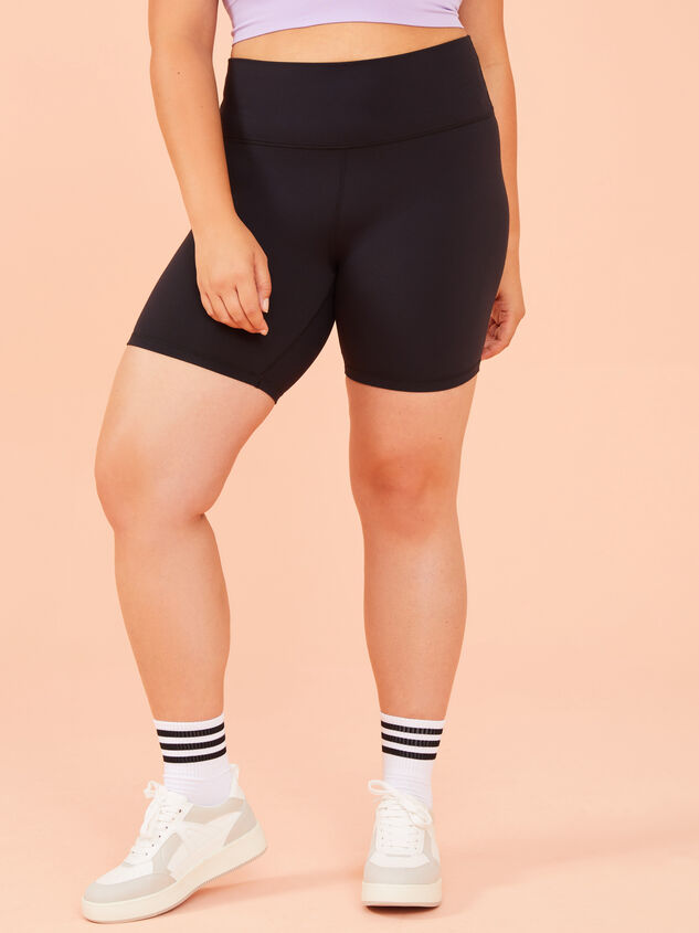 Lively Biker Shorts Detail 2 - ARULA