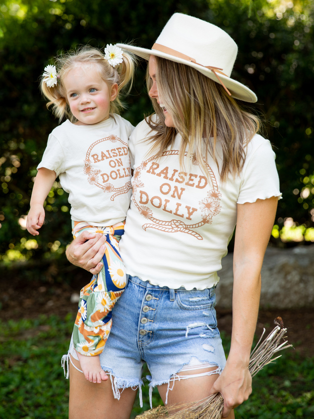 Mama + Me: The Raised on Dolly Look - ARULA