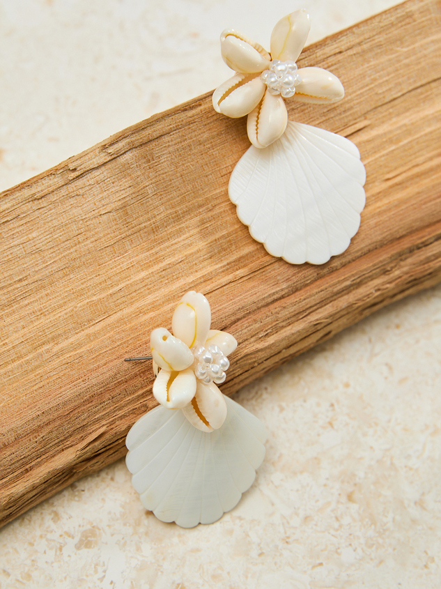 Cowrie Shell Dangle Earrings Detail 2 - ARULA