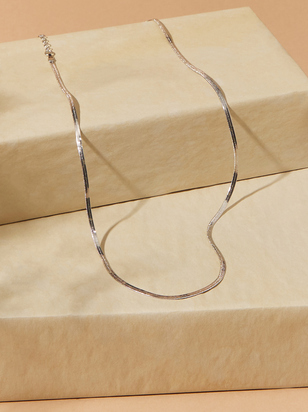 Herringbone Chain Necklace - ARULA