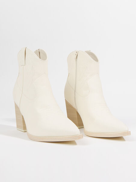 Leony Wide Width Boots - ARULA