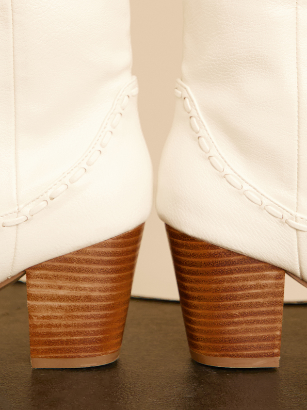 Finley Boots by Billini Detail 3 - ARULA